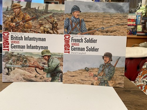 Osprey combat publications - 2x,