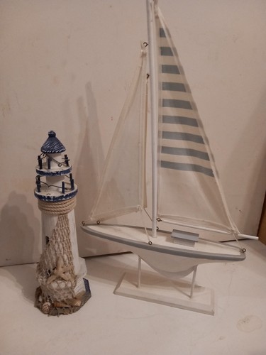 Model lighthouse bathroom - lighthouse, ...
