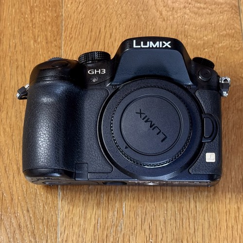 Panasonic lumix gh3 mirrorless - lumix,