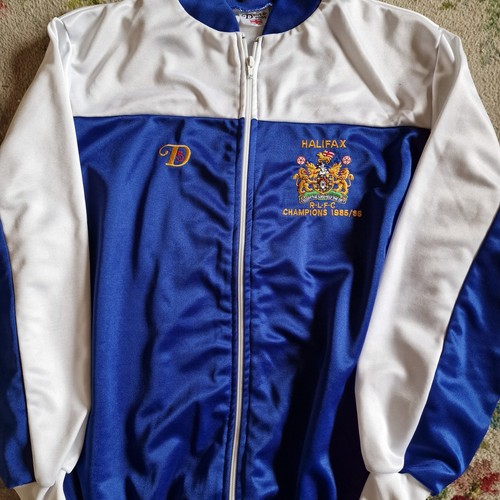 Player worn halifax - player, run
