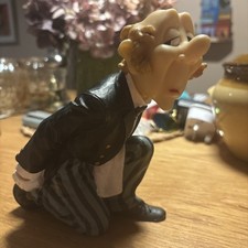 Retro Vintage Resin James The