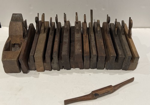 Job lot wooden - 16, x
