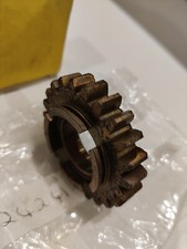 NOS Suzuki Gear 4th Driver T250 T305 TC305 24241-18001