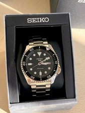 Seiko Men's Black dial Watch