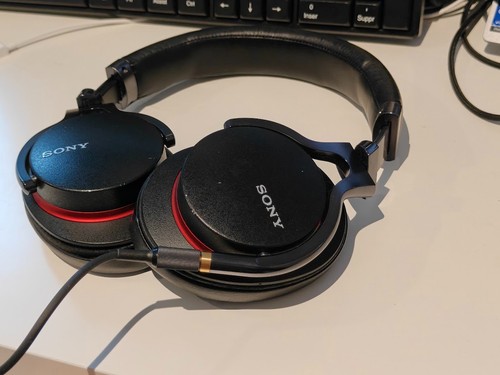 Sony mdr black wired - mdr-1a,
