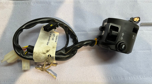 2021 yamaha 125 left switch - 125,