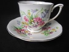 Queen Anne China , Old Country Spay Tea Cup & Saucer ,Very good Condition