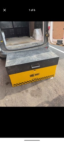 Van vault tipper tool - tipper,