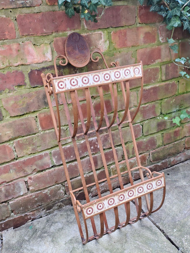 Wall letter plant rack - wall, shabby