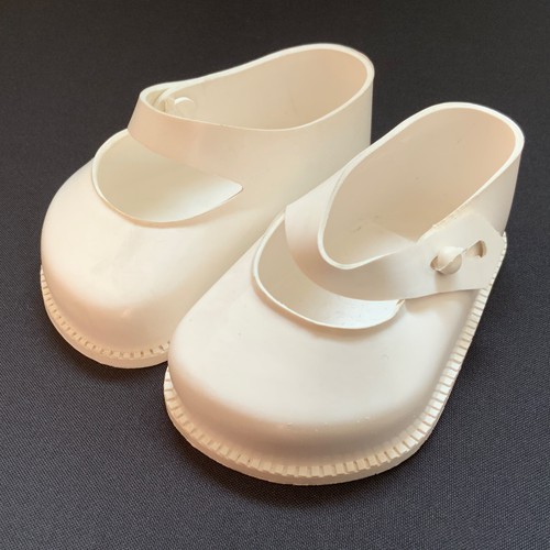Vintage cinderella doll shoes - cinderella,