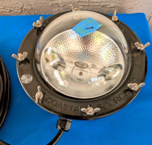 Underwater dock light - 150w, hid