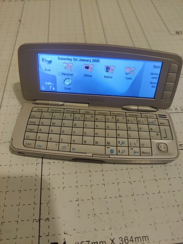 Nokia 9300 communicator - nokia,