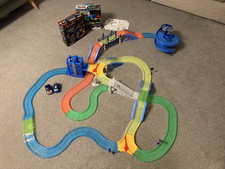 Magic Tracks Glow in the Dark Track Set with Cars & Accessories – Bundle Job Lot
