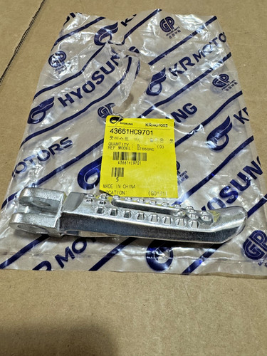 New genuine hyosung gt650r - new,