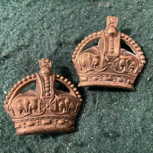 Officers insignia crown pips - officers,
