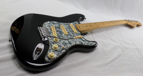 Squier fender strat - squier,