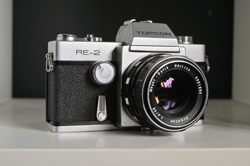 Topcon 35mm slr with - topcon,