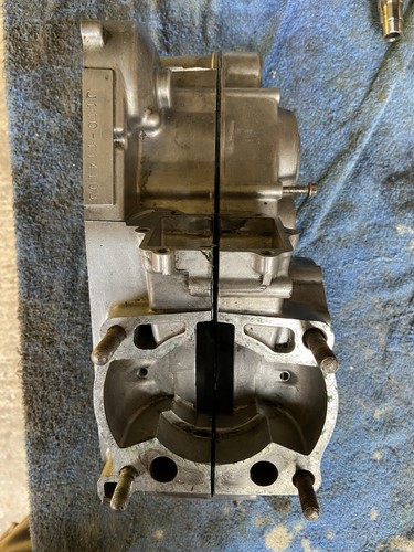 Suzuki 250 engine - 250,