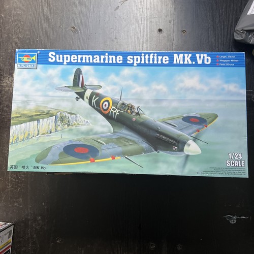 Trumpeter supermarine spitfire - trumpeter,