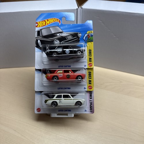 Hot wheels lotus - hot,