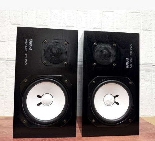 Yamaha 10m studio - studio, 2-way