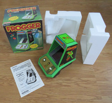 FROGGER COLECO TABLETOP GAME