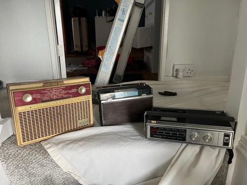 Vintage radios - radios, (untested)