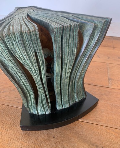 Lorenzo quinn sculpture - quinn,