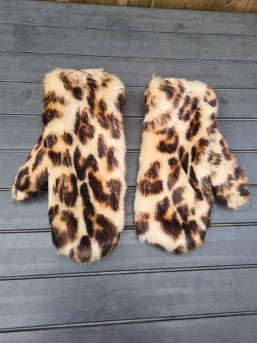 Fab pair vintage - leopard, tiger