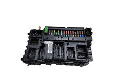 FORD MONDEO FUSE RELAY BOX