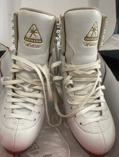 White Jackson Artiste ice