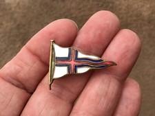 Poole Yacht Club Dorset Burgee Flag Pennant Enamel Pin Badge