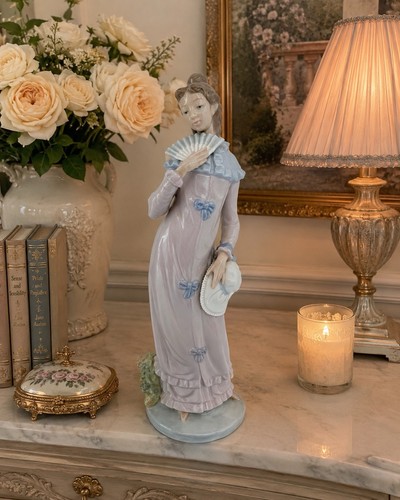 Vintage nao lladro lady - by,
