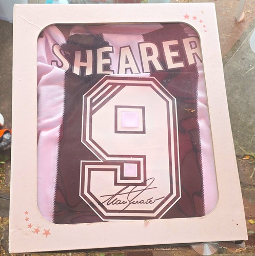 Alan shearer signed newcastle - signed,