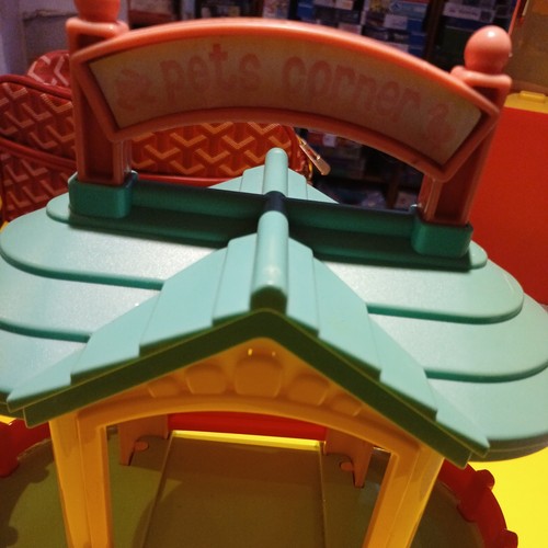 Happy land elc pets corner - ,,