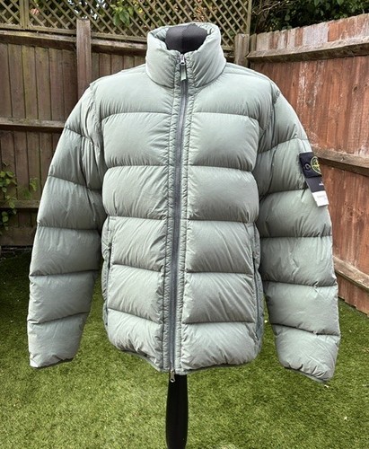 Bnwt aw23 stone island - stone,