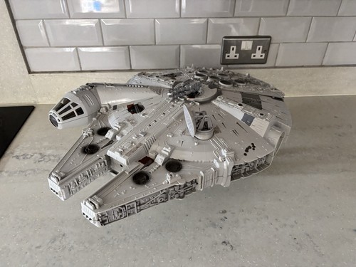 Star wars millennium falcon - star,
