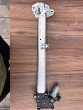 2020 HONDA CRV Mk5  Front Left Door Window Motor Regulator