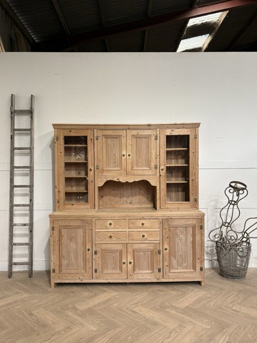Vintage pine kitchen dresser - kitchen, /