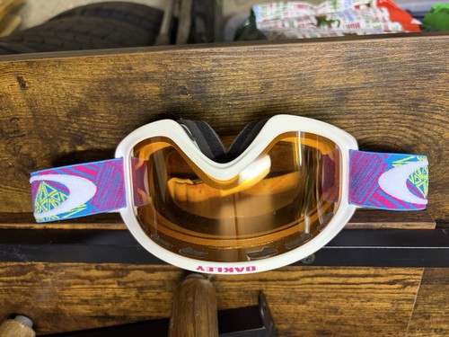 Oakley women ski snowboard - women's,