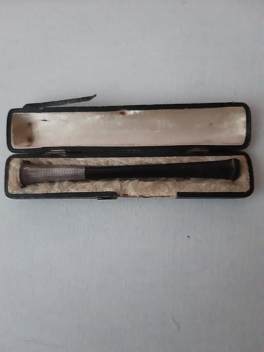 Antique silver tone cigarette