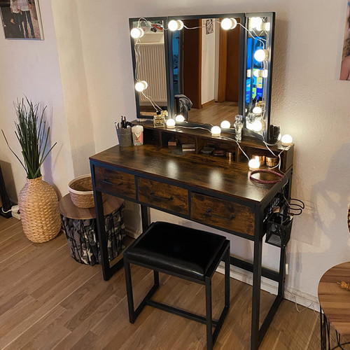 Dressing table with mirror - table,