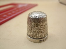 Antique Sterling Silver Thimble With Sunflower Design - Size `16 HG&S