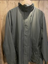 Facconable mens coat, green