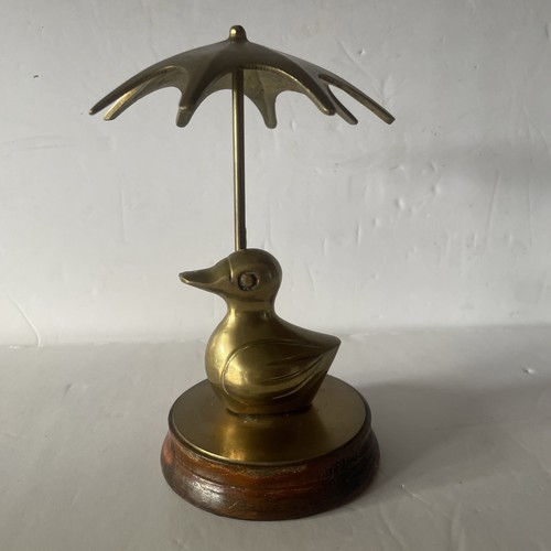Vintage brass duck sitting - vintage,