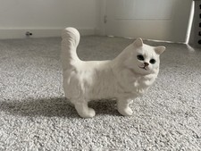 Beswick White Standing Kitten