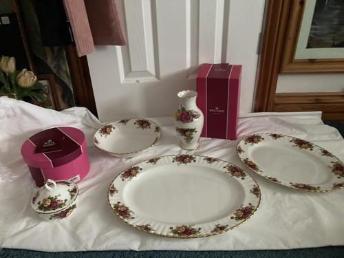 Royal albert bone china - royal,