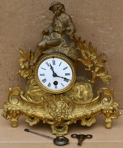 Nice old working - nice, gilt