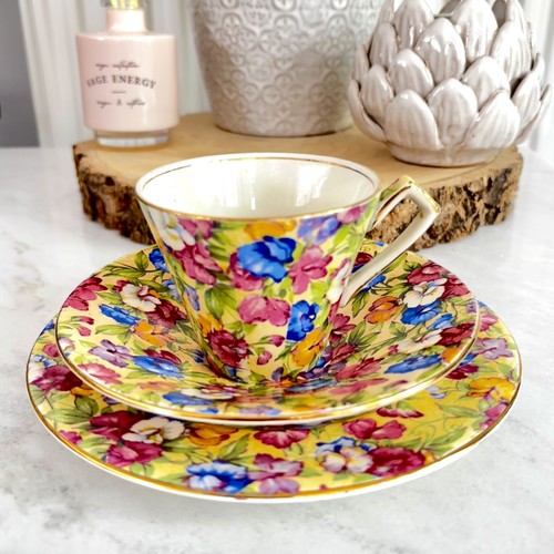 Vintage royal winton sweet - vintage,