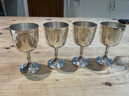 Silver plated wine goblets - silver, set